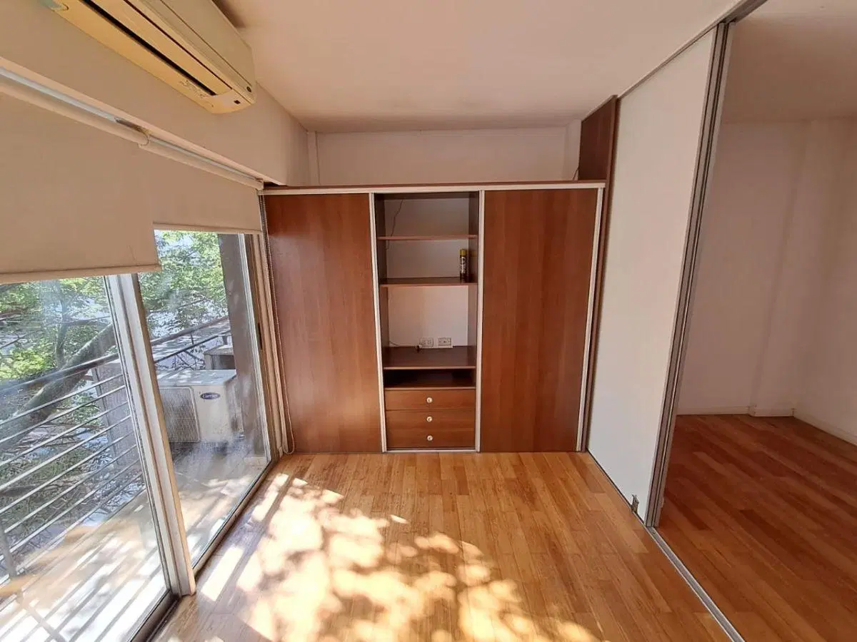 EXCELENTE DEPTO MONOAMBIENTE | CASTELAR CENTRO 3
