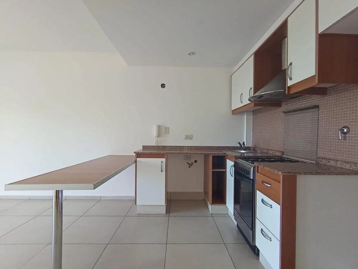 IDEAL DEPTO 2 AMBIENTES | CASTELAR CENTRO 5