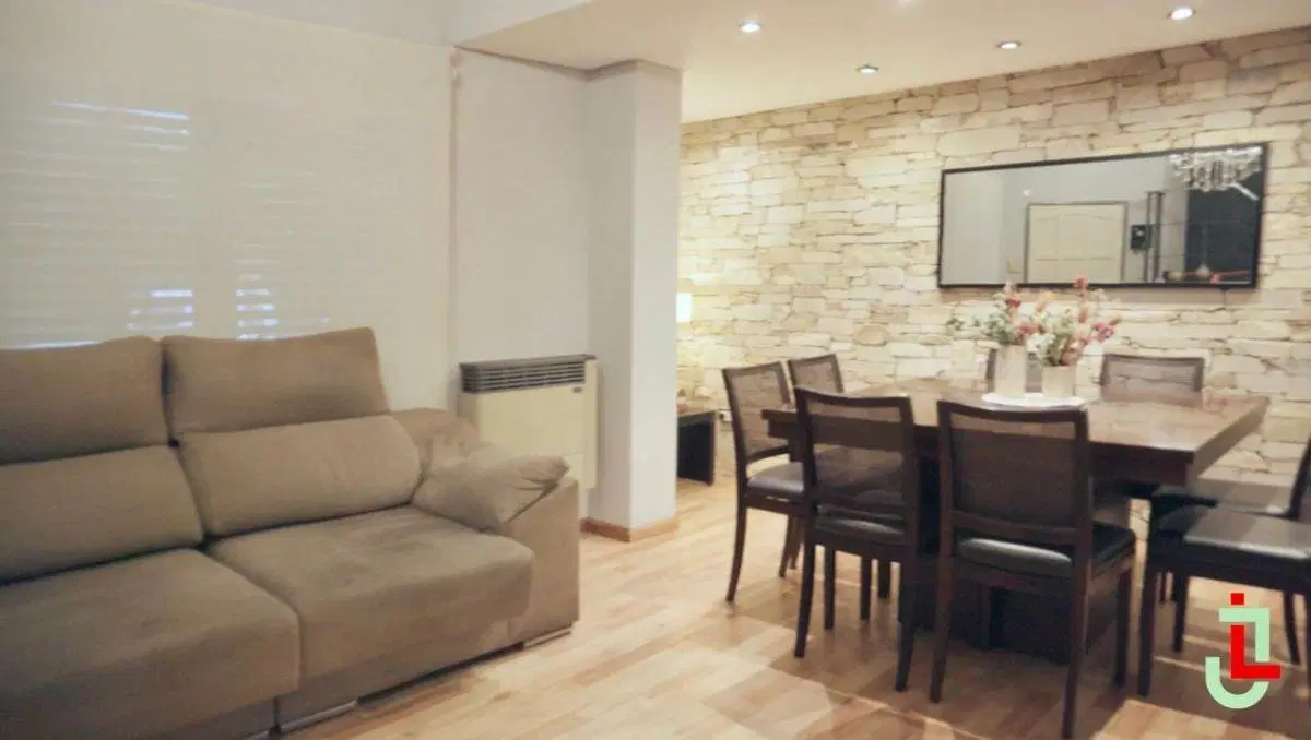 CASA de CATEGORÍA 5 AMBIENTES | CASTELAR NORTE 2