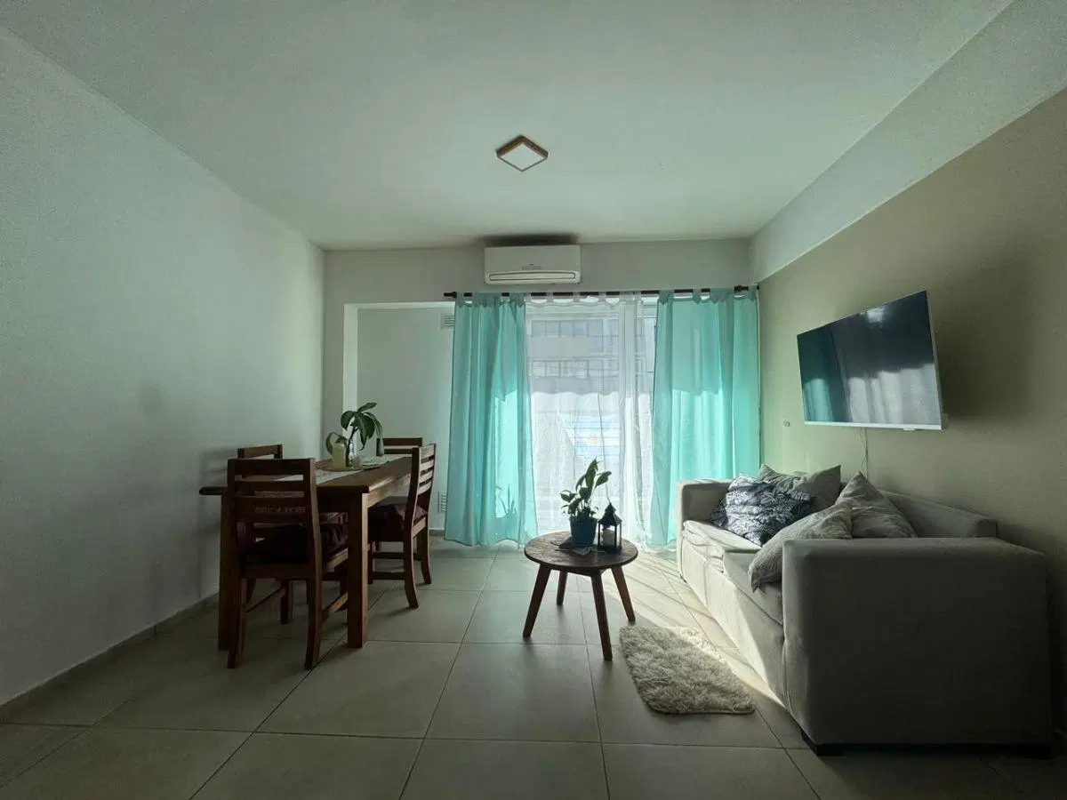 DEPARTAMENTO de DOS AMBIENTES con COCHERA | CASTELAR NORTE 3