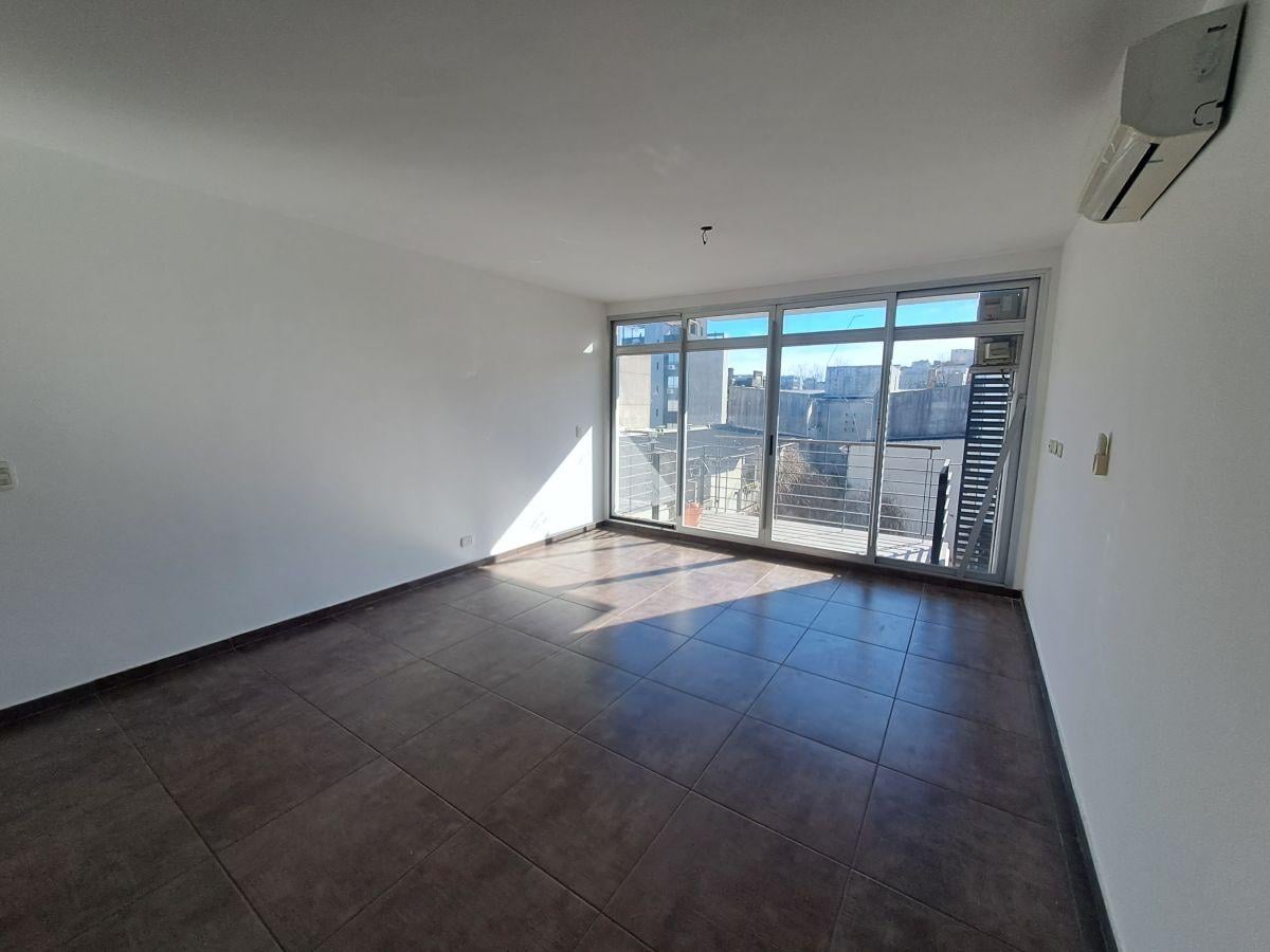 Foto de ¡EXCELENTE! DEPTO 2 AMBIENTES | CASTELAR CENTRO, imagen 3