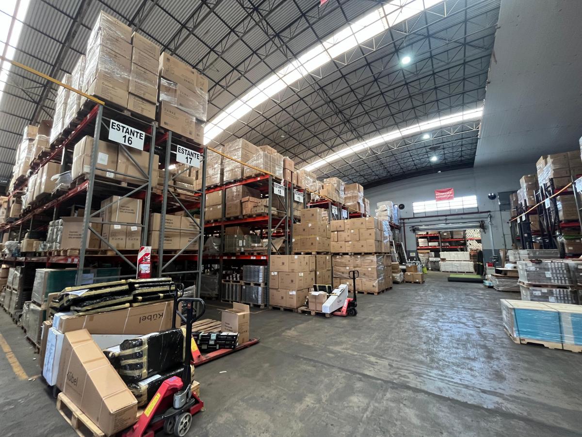 Depósito en Venta - 1900 m² - Barros Pazos Al 5500, Villa Lugano 4