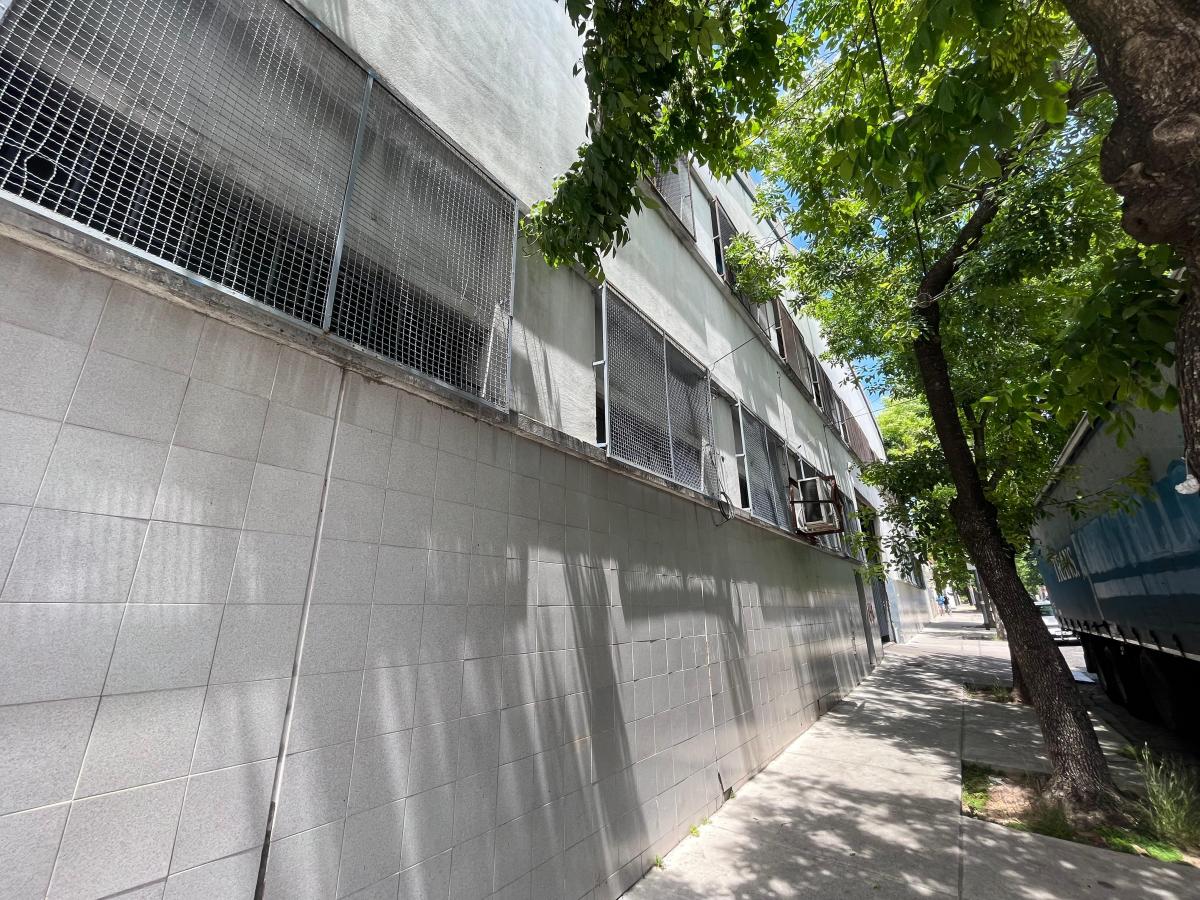 Depósito en Venta - 1900 m² - Barros Pazos Al 5500, Villa Lugano 2