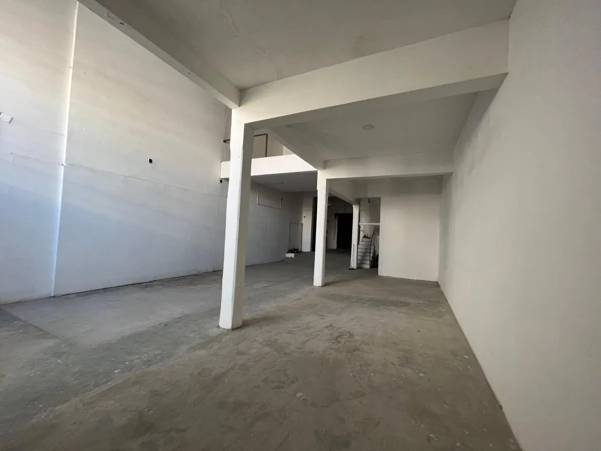 DEPÓSITO DE 370 m2 - ALQUILER - SANTA ELENA 934, BARRACAS 2