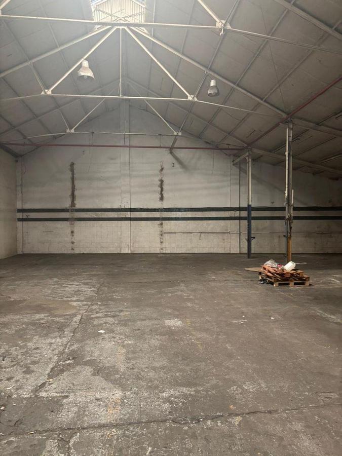 Depósito con 1080 m2 cubiertos en Venta y Alquiler, Barracas
