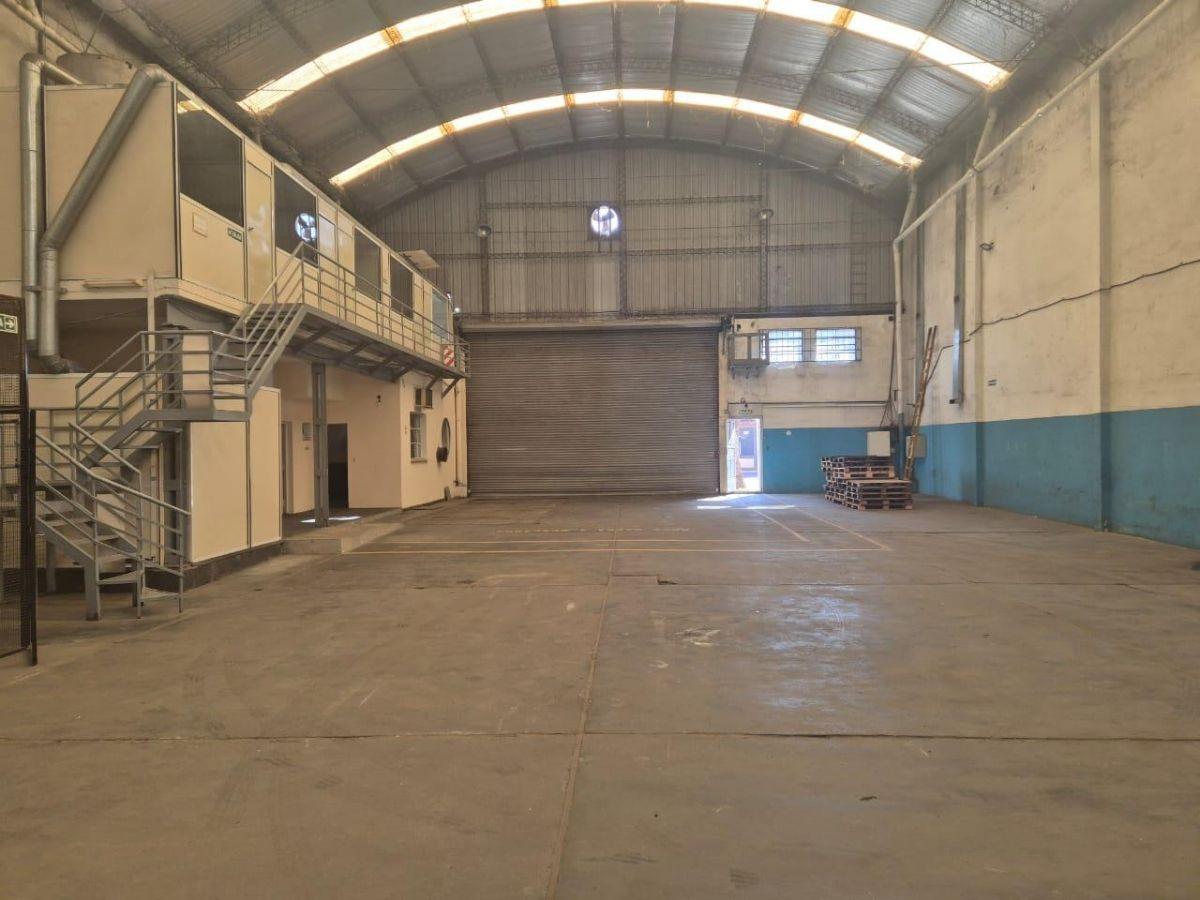 Foto de Oportunidad: Depósito en alquiler en Barracas - 600 m2, imagen 2