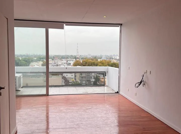 Alquilo excelente departamento monoambiente con balcon piso 8 3