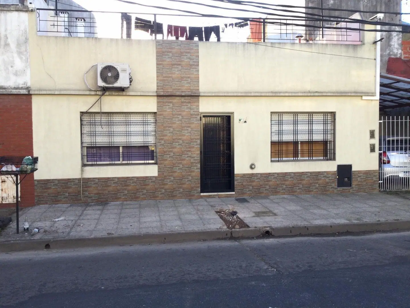 CASA 3 AMB,EXCEL UBIC.VALENTÍN ALSINA  APTO CRÉDITO.! 3