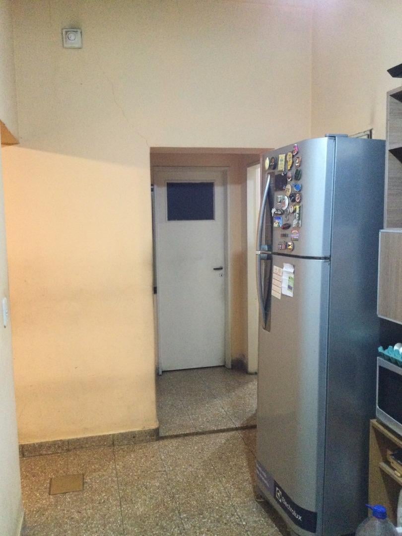 Foto de CASA 3 AMB,EXCEL UBIC.VALENTÍN ALSINA APTO CRÉDITO.!, imagen 4