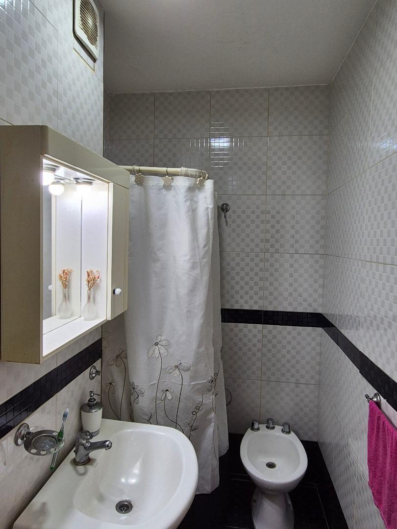 Foto de Depto. en venta 3 ambientes frente estación R. Escalada, imagen 2