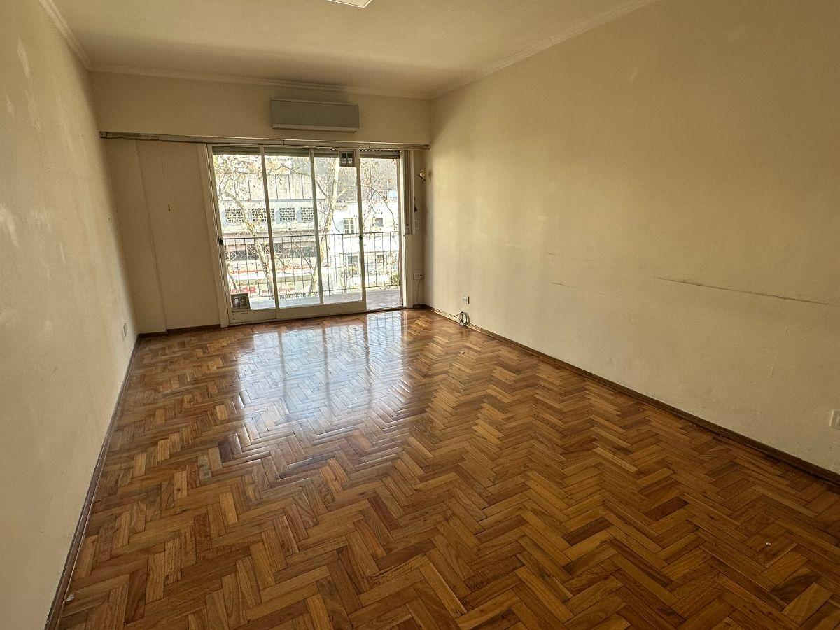 Foto de Departamento al frente de 4 ambientes con dependencia de servicio, imagen 2