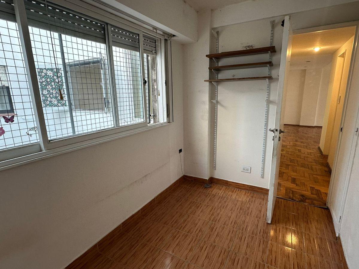 Foto de Departamento al frente de 4 ambientes con dependencia de servicio, imagen 4