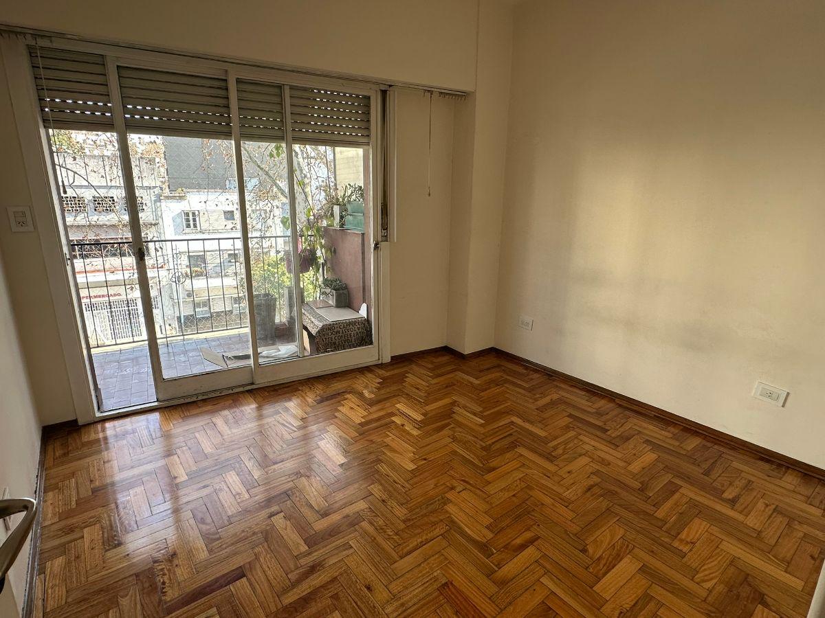 Foto de Departamento al frente de 4 ambientes con dependencia de servicio, imagen 1