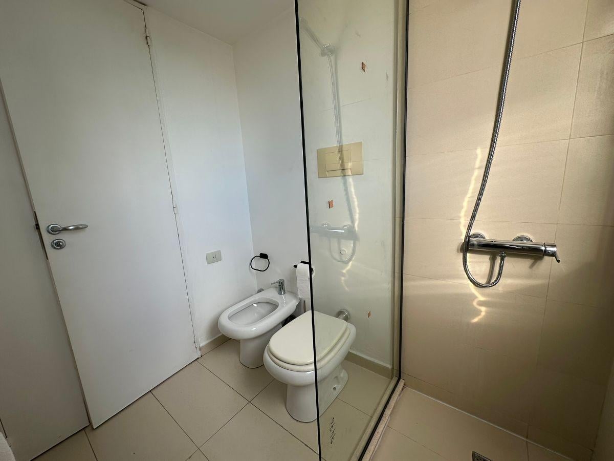 Foto de Piso Alto ! Amoblado con una vista increíble y con cochera, imagen 2