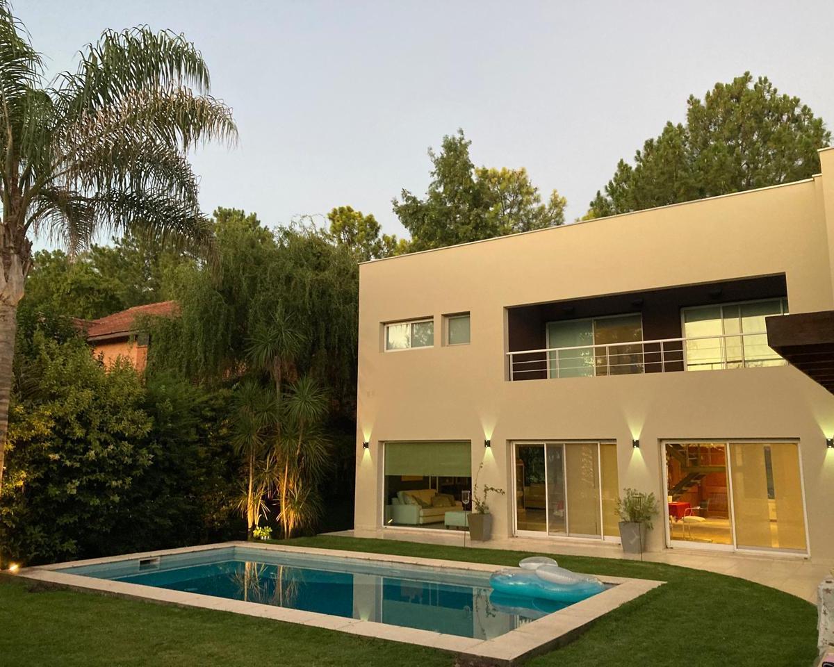 GRAN PROPIEDAD IDEAL VIVIENDA PERMANENTE