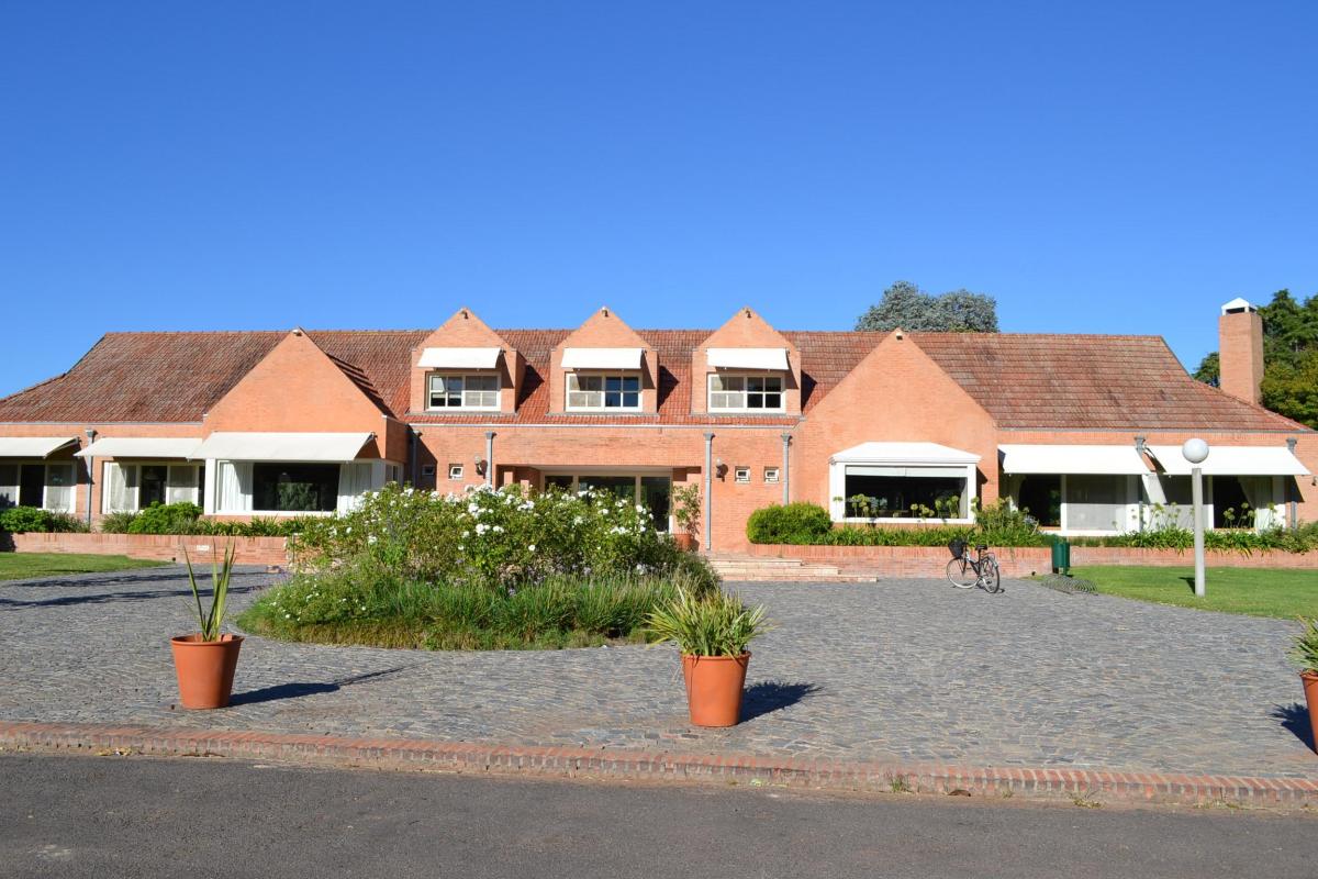 IMPECABLE PROPIEDAD IDEAL VIVIENDA