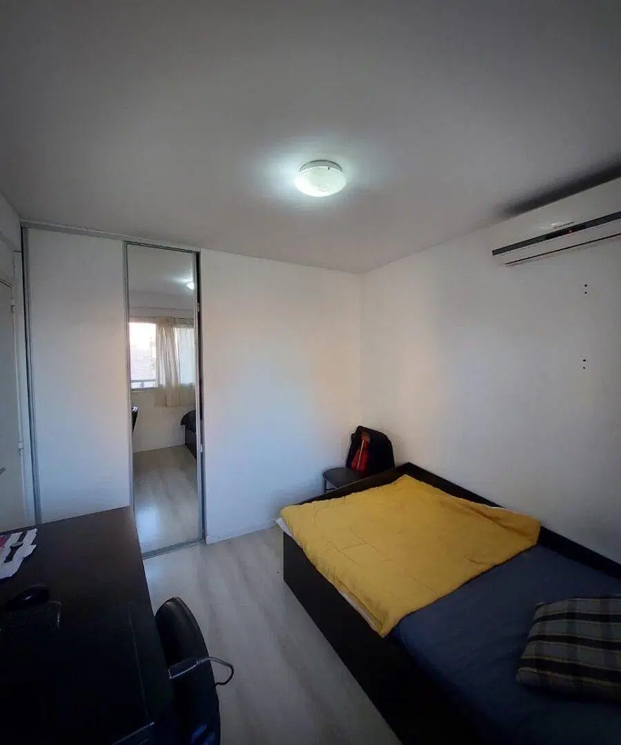 ITUZAINGO 92 ALQUILER UN DORMITORIO 3