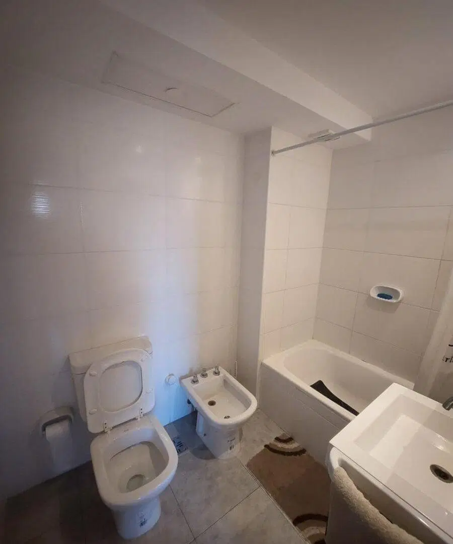 ITUZAINGO 92 ALQUILER UN DORMITORIO 5