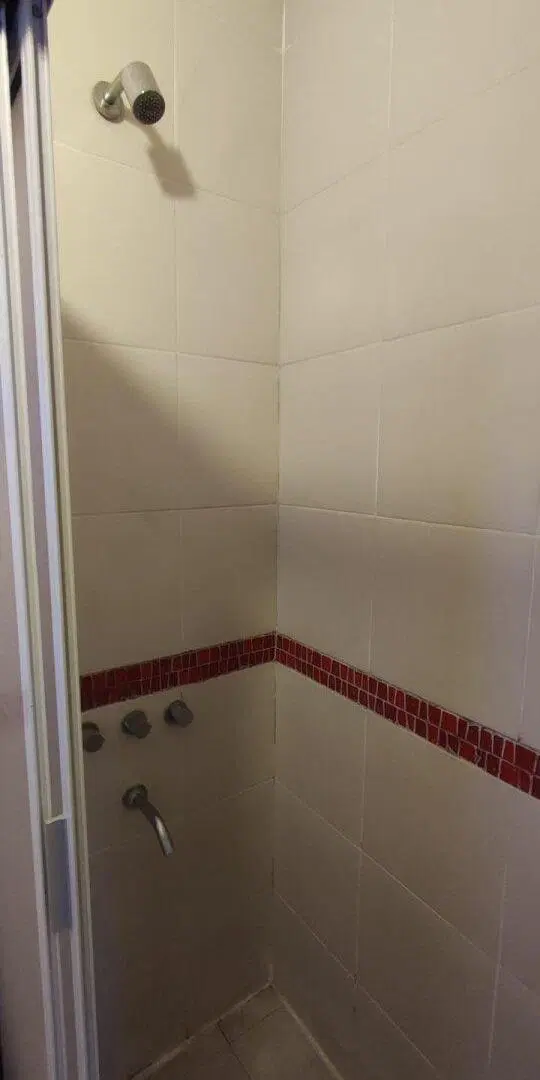 ALQUILER UN DORMITORIO DE PASILLO AMOBLADO 5