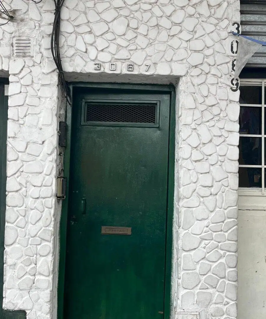 ALQUILER UN DORMITORIO CON PATIO 4