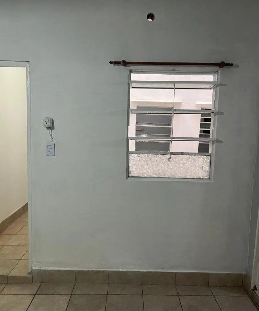 ALQUILER UN DORMITORIO CON PATIO 2