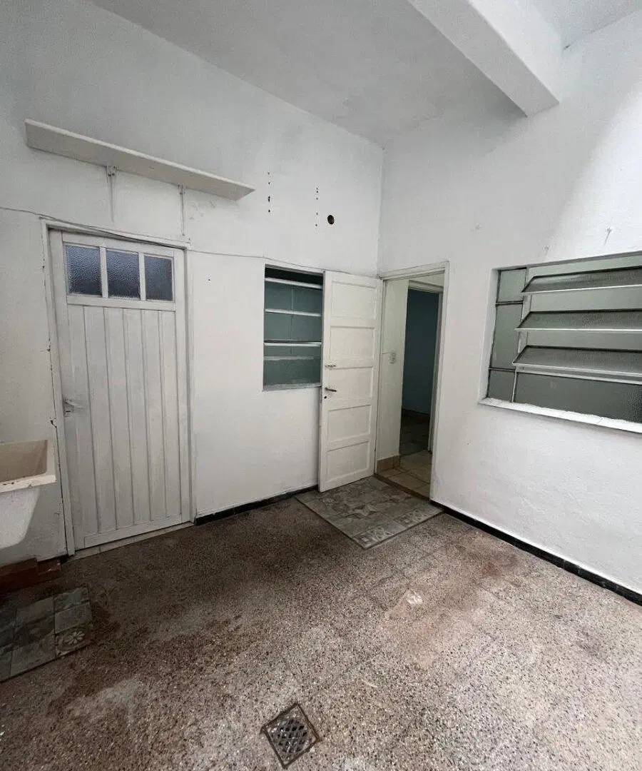 ALQUILER UN DORMITORIO CON PATIO 5