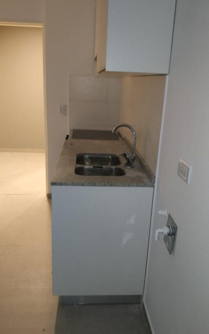 Foto de ALQUILER MONOAMBIENTE CENTRICO C/PATIO, imagen 2