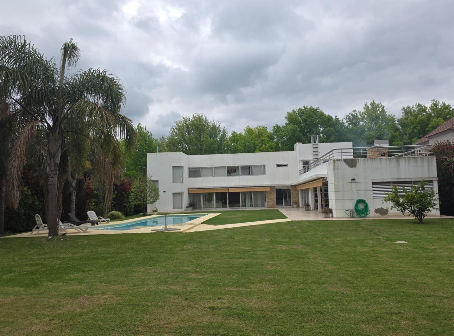 Foto de Casa en venta en Los Álamos, Ibarlucea – 550 m² cubiertos sobre 2.200, imagen 5