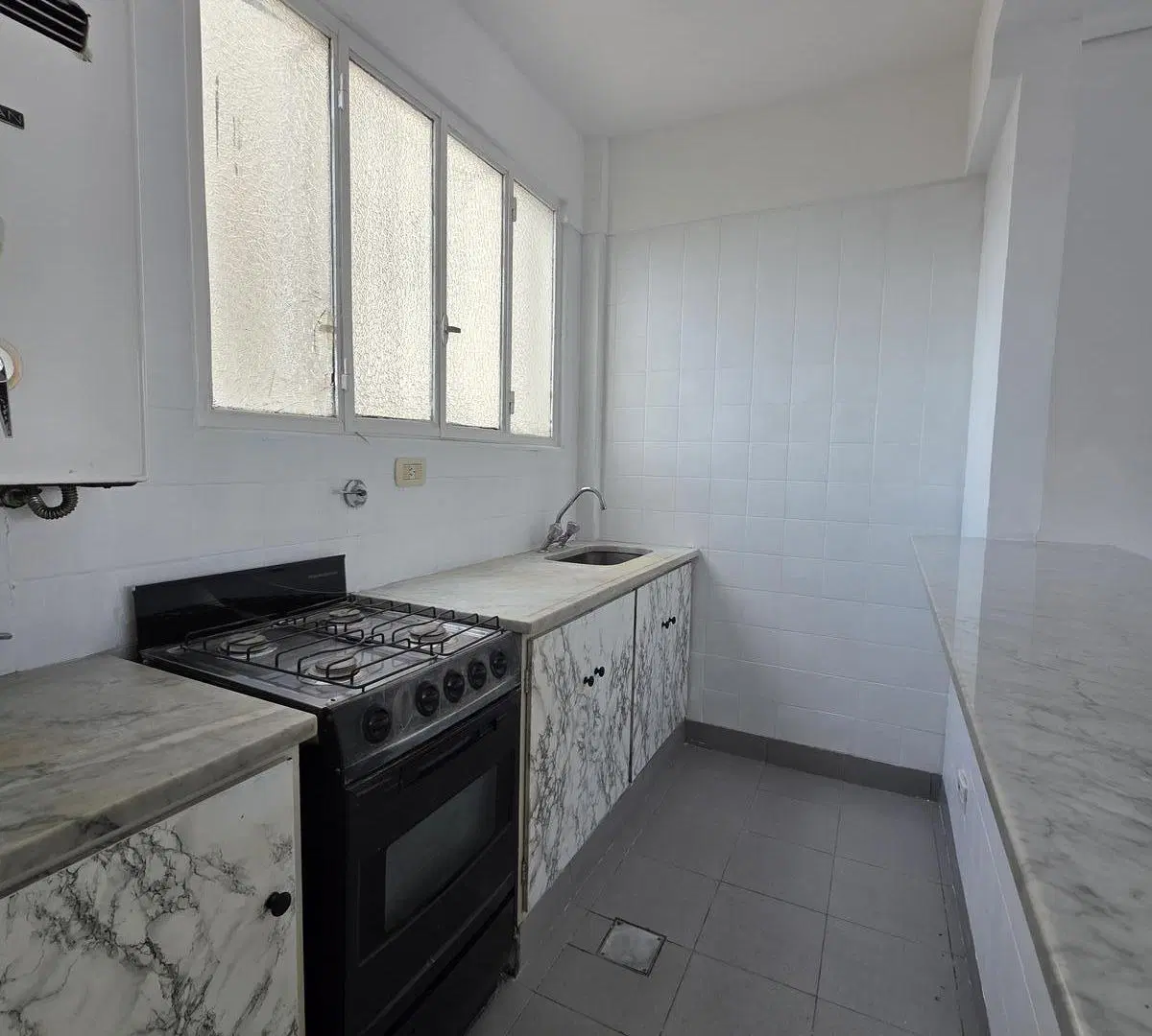 Monoambiente en alquiler con gran balcón terraza y parrilla en Belgrano 1