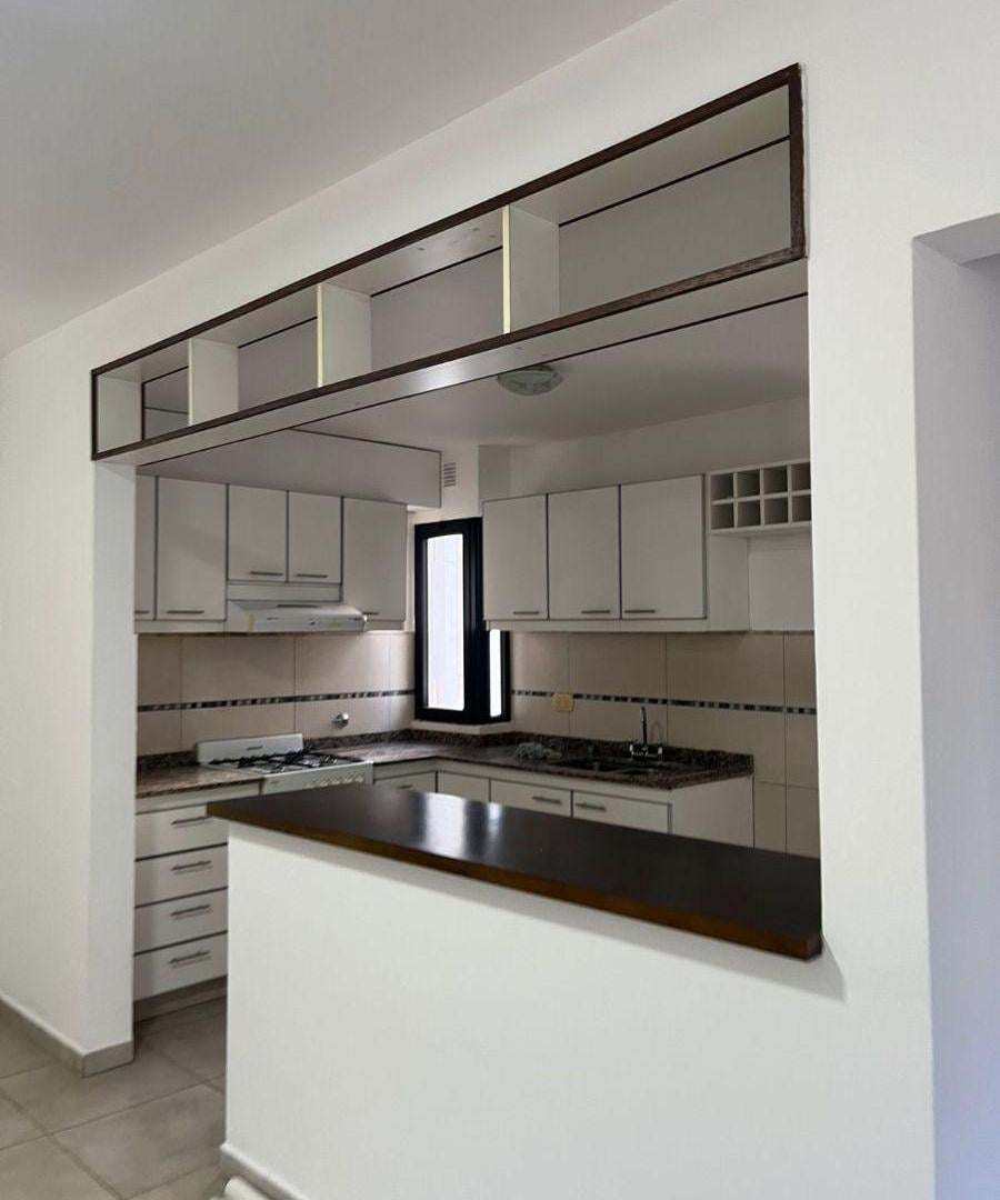 EXC. 2 AMB 60 M2 SIN EXPENSAS 1º PISO POR ESCALERA