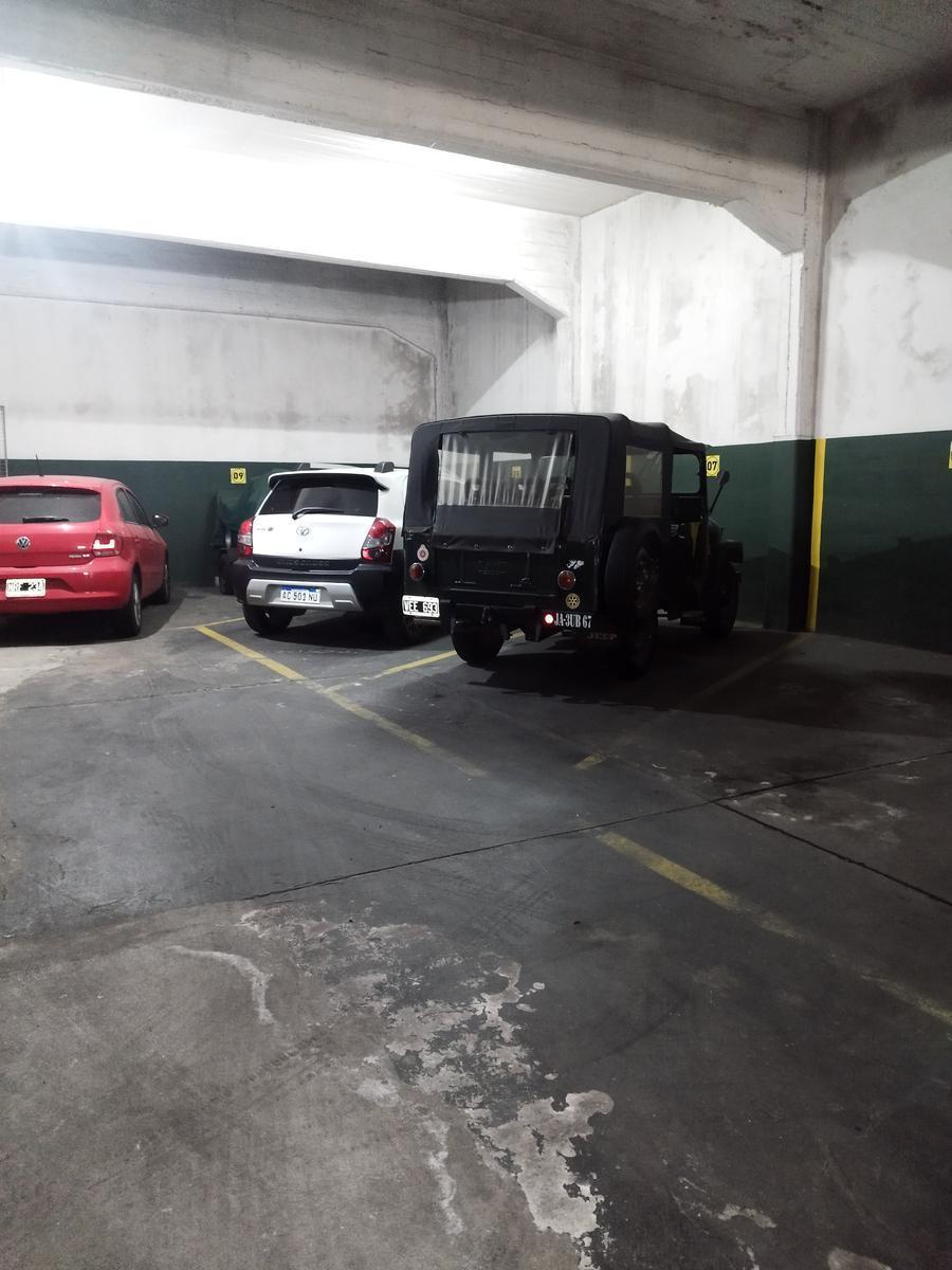 Foto de Cochera en HAEDO - Cubierta con Porton Automatico - comoda y segura, imagen 4