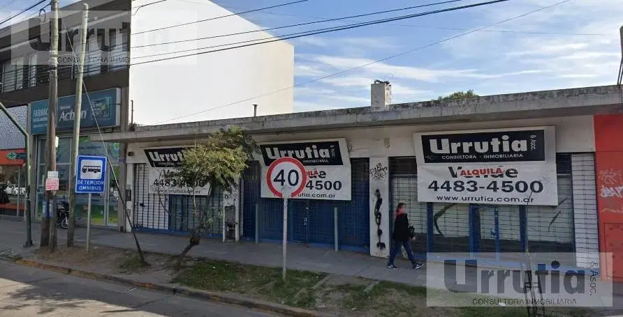 MORENO LOCAL SOBRE AV. VICTORICA 3