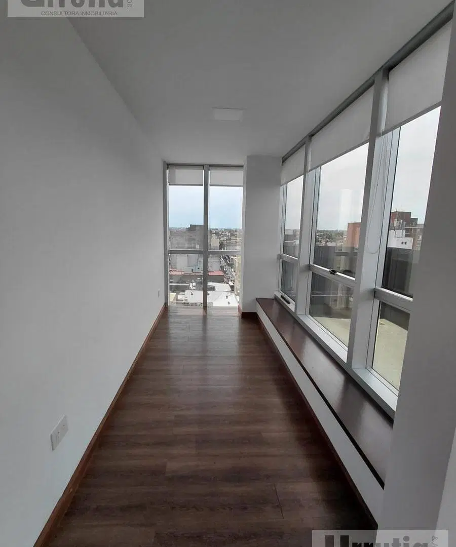 PISO DE OFICINAS 5