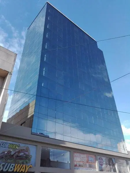 OFICINAS -MORON PREMIUM-CON COCHERA Y BAULERA 2