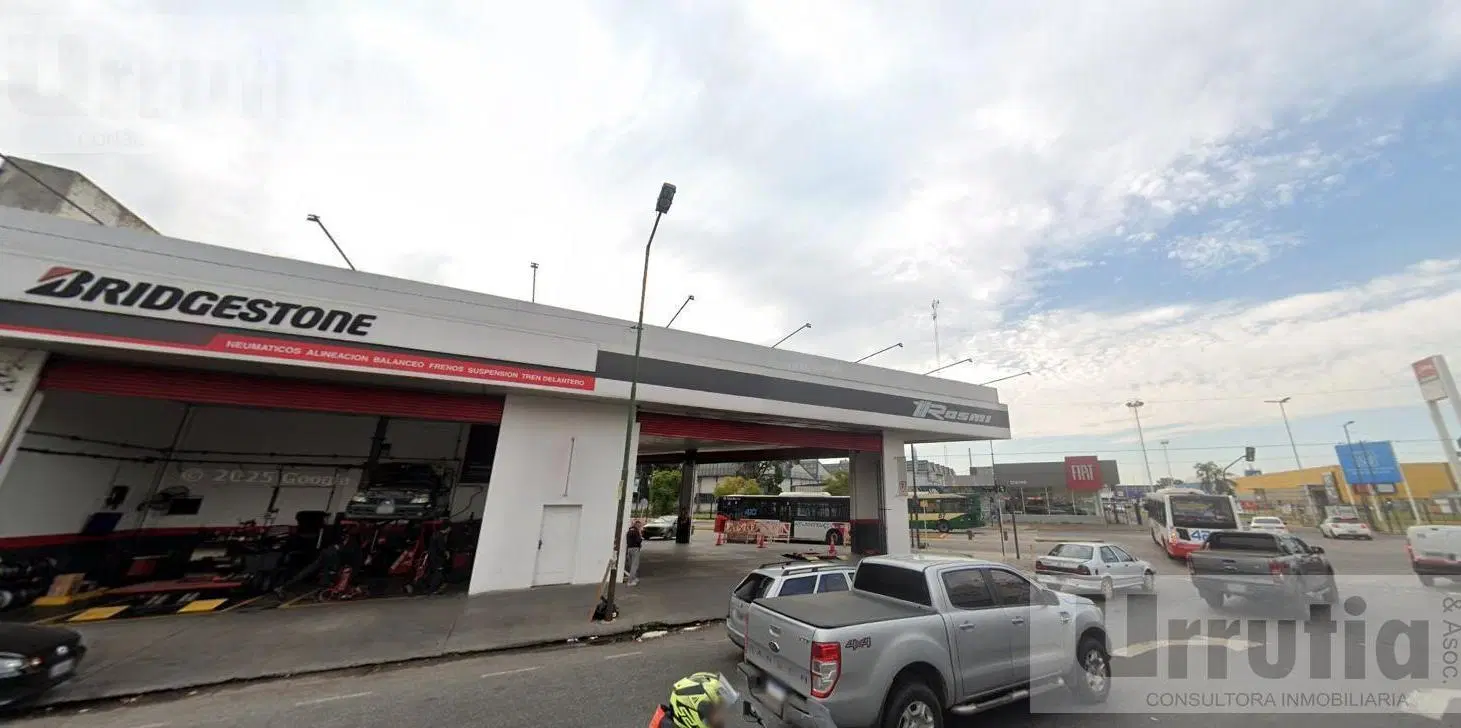 Local en alquiler sobre Av. del Libertador Gral. San Martín 5