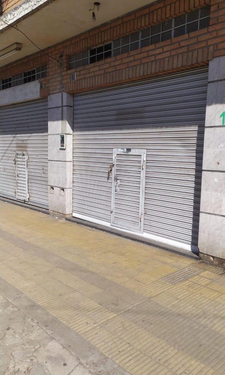 LOCAL COMERCIAL KIERNAN AL 100- V. TESEI