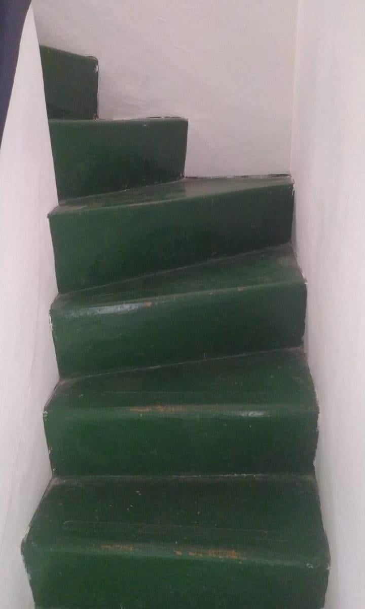 P.H 4 AMBIENTES SOLO USO PROFESIONAL O COMERCIAL  Av.de Mayo y Saavedra