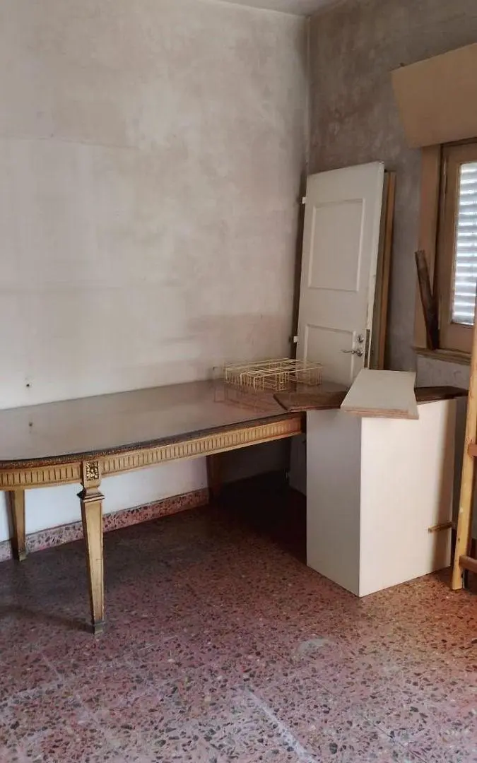 Casa de dos ambientes en lote propio habitable con todos los servicios, 2