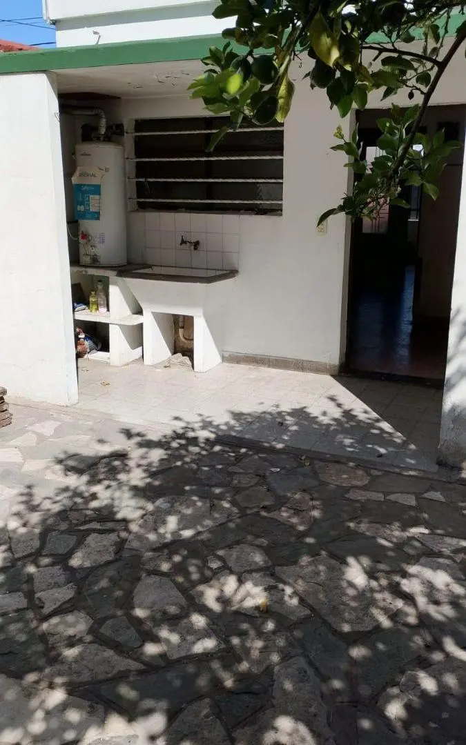 P.H DE TRES AMBIENTES AL FRENTE CON COCHERA ,SIN EXPENSAS 5