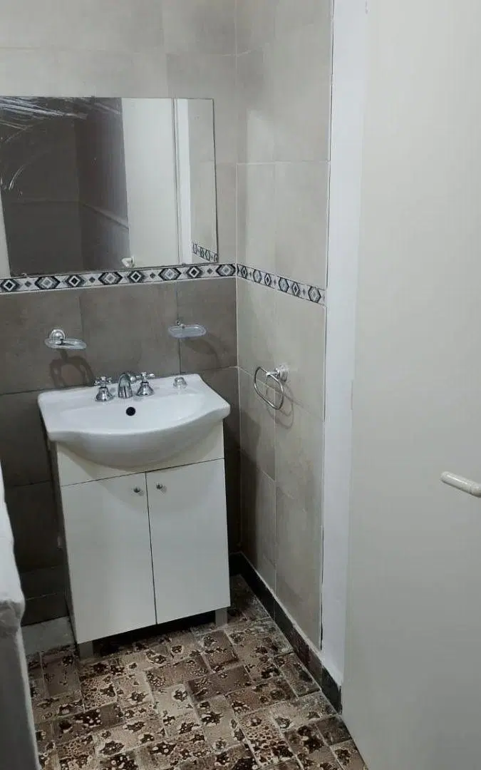 PH DE TRES AMBIENTES CON TERRAZA PROPIA Y PATIO CUBIERTO SIN EXPENSAS 2