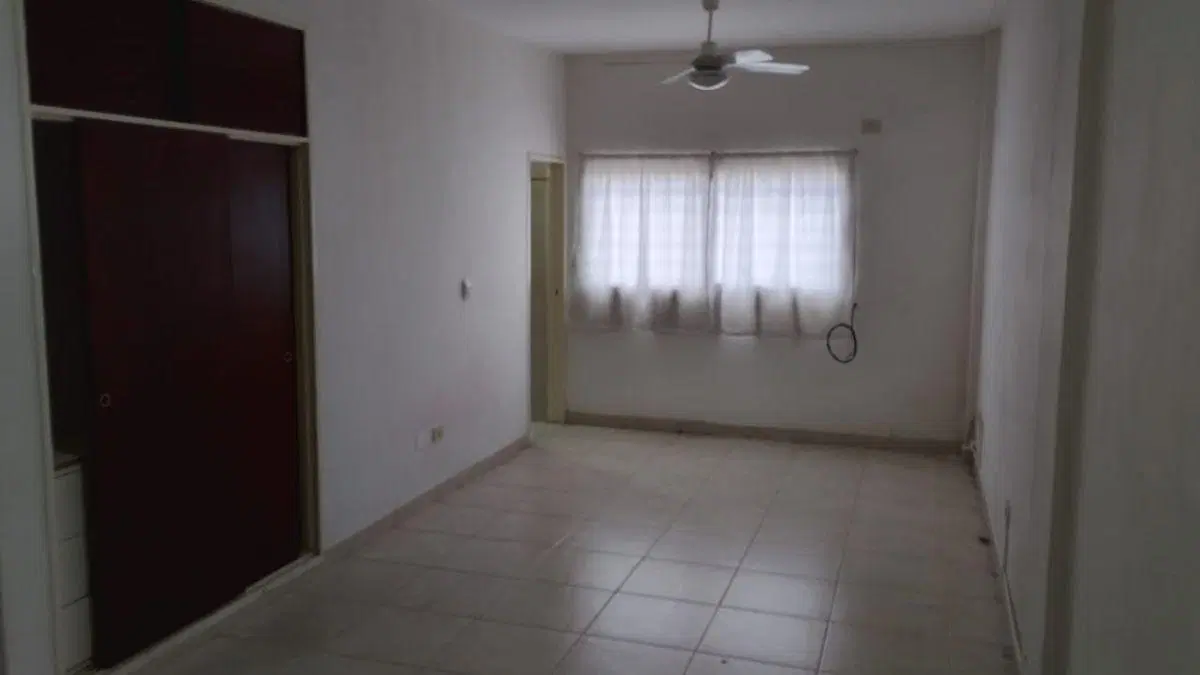 EDIFICIO EN CUATRO PLANTAS EN EXCELENTE UBICACION 12 UNIDADES MONOAMBIENTE Y 4 UNIDADES EN DUPLEX 5