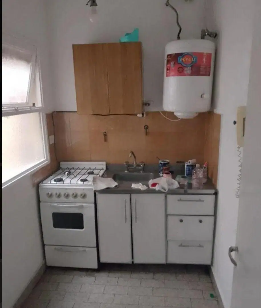 Departamento de dos ambientes amplios en el centro de Ramos Mejia Norte 5