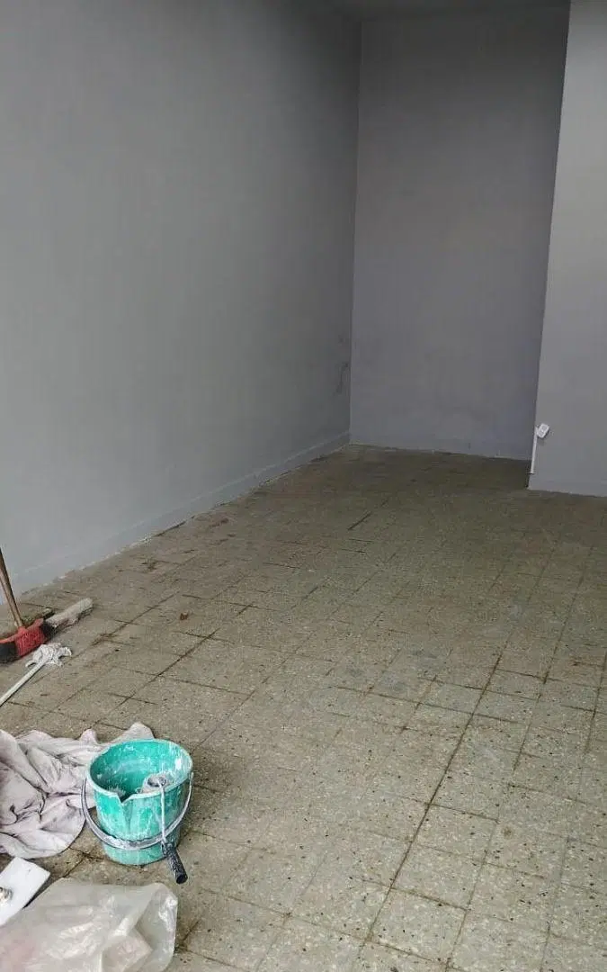 LOCAL CON VIDRIERA VARIOS DESTINOS C/GAS 40 M2 APROXIMADAMENTE EN RAMOS MEJIA 3