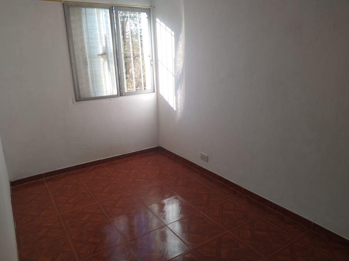 Foto de DEPARTAMENTO DE TRES AMBIENTES CON COCHERA POR ESCALERA TERCER PISO, imagen 5