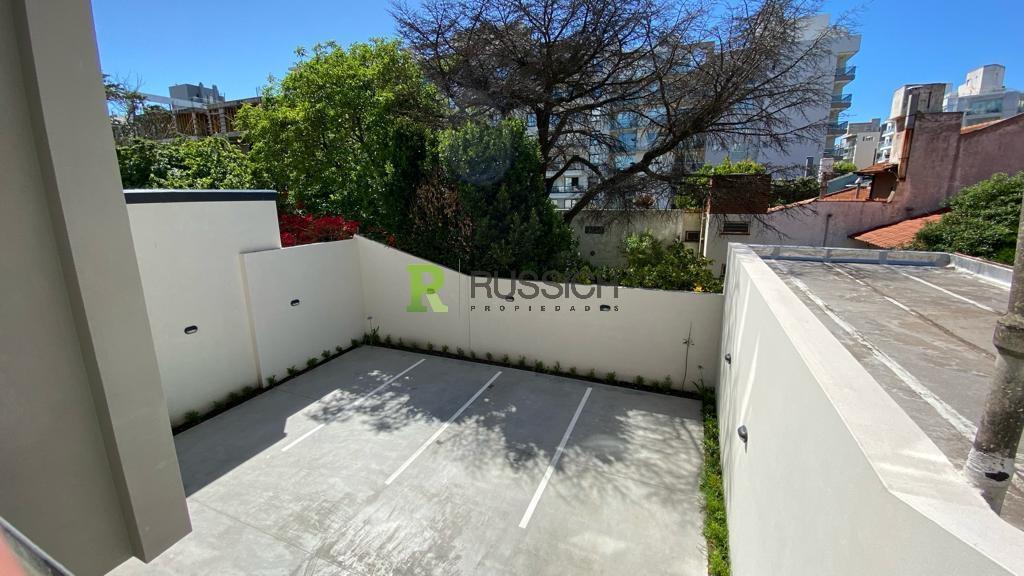 Venta de Departamento 4 Ambientes en Los Troncos, Mar del Plata 1