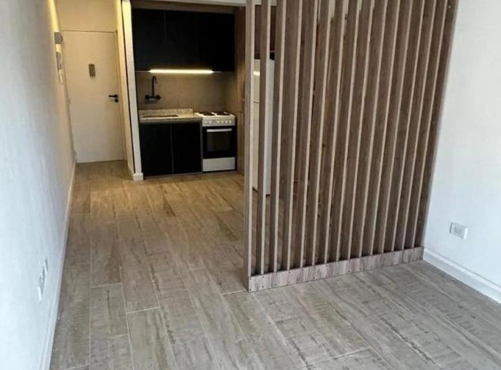 Departamento en  venta 1 ambiente al frente con balcón 3