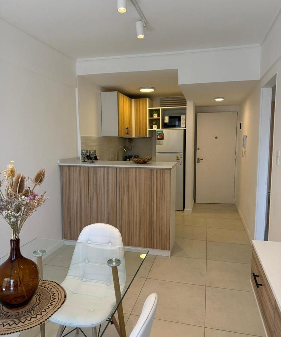 Foto de Departamento en venta 2 ambientes a la calle con balcon., imagen 3