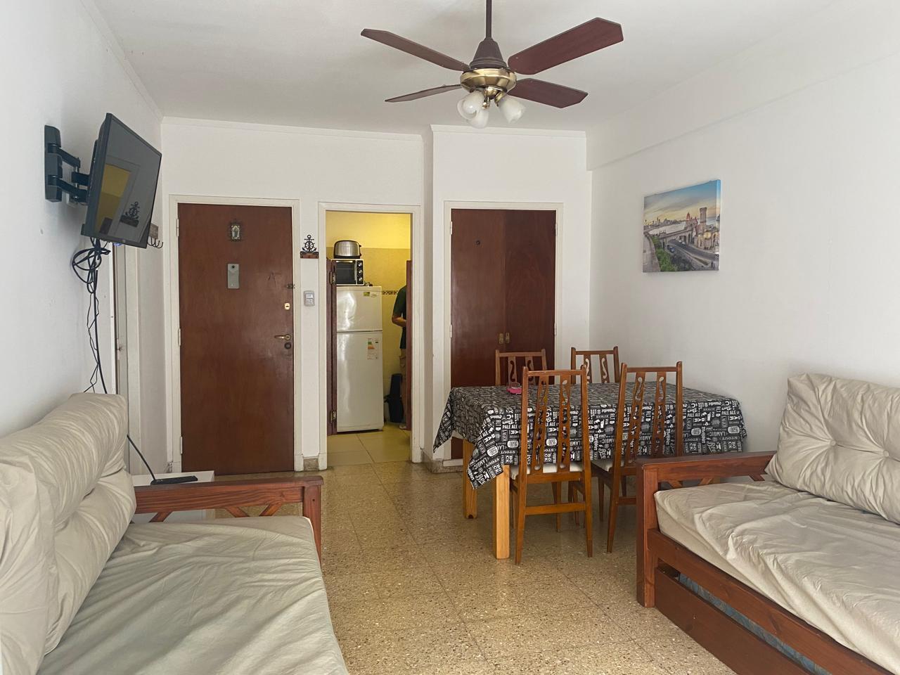 Foto de Departamento en venta 1 ambiente a la calle con balcon., imagen 2