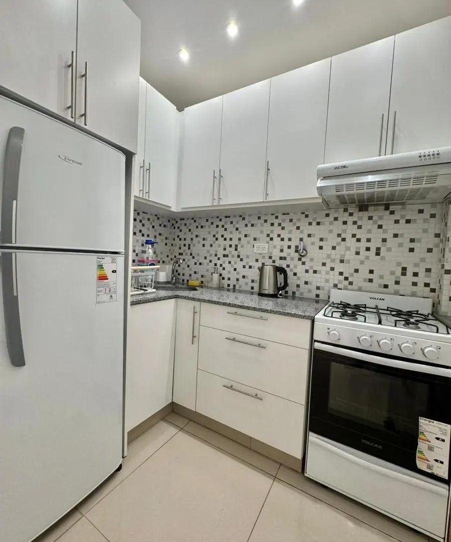 Departamento en venta 2 ambientes contrafrente. 2