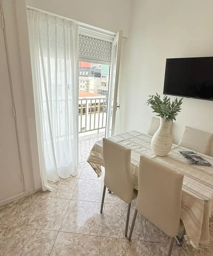 Departamento en venta 1 ambiente dividido a la calle. 2